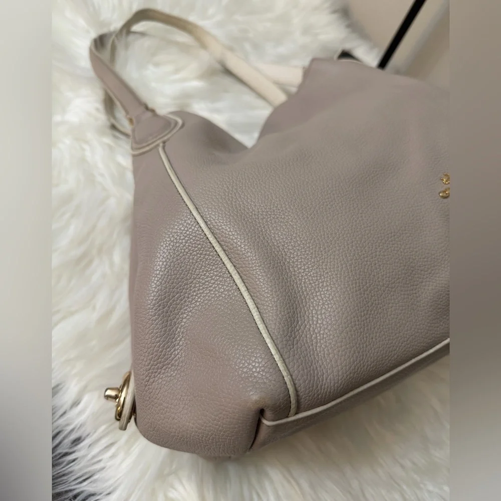 Coach chic hobo